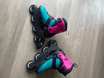 Kolečkové brusle Rollerblade velikost 33 - 36,5 - 2