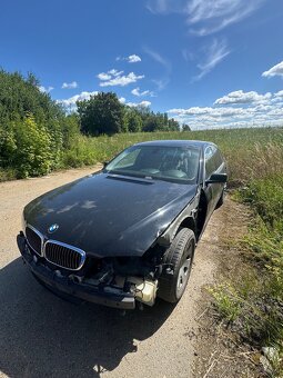 Bmw 730D e65 facelift-po nehodě na náhradní díly - 2