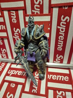 Figurka neca hots arthas - 2