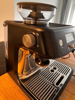 Sage Barista Pro SES878 BTR – domácí profi kávovar - 2