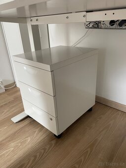Kancelářský šuplík skříňka na klíč pojízdný bílá kov - 2