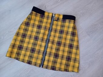 HEZKÁ DÁMSKÁ SUKÝNKA NA ZIP - vel.XL / zn.FBsister - 2