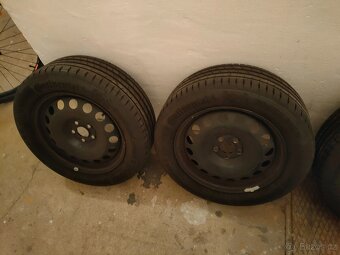 Pneu a kola na VW Golf IV - 2