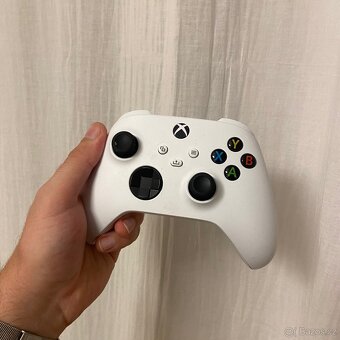 Xbox Series S + redukce pro myš a klávesnici - 2