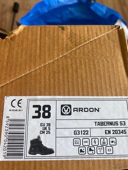 Zimní pracovní boty Ardon velikost 38 nově - 2