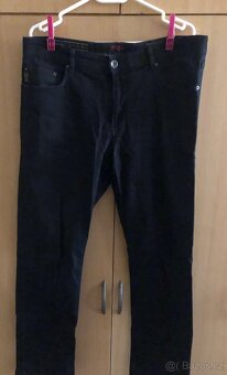 Pánské džíny Diesel - 36/32, černé. Různé oblečení. - 2