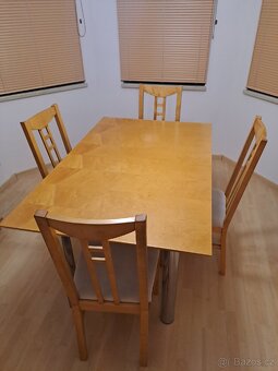 Jídelní stůl, masivní dýha - 2