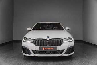 BMW 530d-210kW-xD-Mpaket-HUD-CZ-8xALU - 2