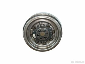 DSG setrvačník 03L105266DE VW Passat B7 kombi r.v. 2014 - 2