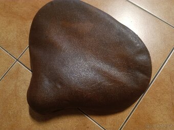 Sedlo Jawa pérák originál - 2