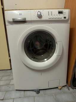 Pračka Elektrolux - funkční - 2