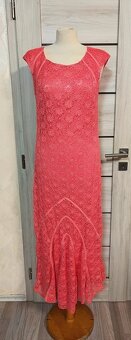 Dlouhé krajkované šaty - 2