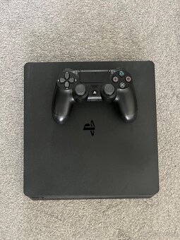 PlayStation 4 Slim 500gb + ovladač - 2