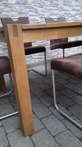 Masivní dubový jídelní stůl+ 6 židlí - 2