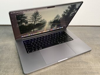 MacBook Pro 16'' 2021 / M1 Pro / 16GB / 512GB SSD - DPH - 2