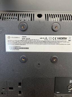 GoGEN TVH 32P452T 32" téměř nová - 2