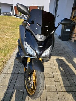Honda Forza 750 - 2