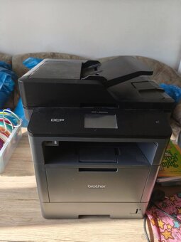 Brother model DCP-L5500DN - 2