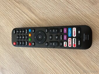 HD LED TV Hisense 43AE7000F – 43” – Perfektní stav - 2
