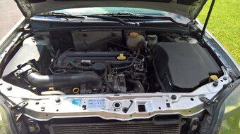 opel vectra 2.2 - 2