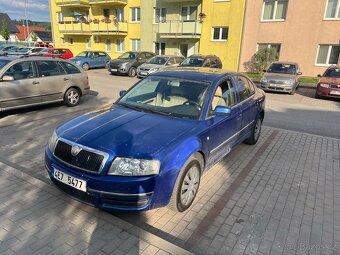 Škoda Superb 2.8 V6 - 2