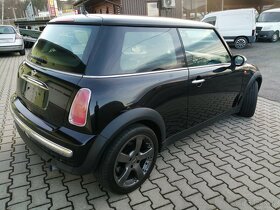 mini cooper -one -1,6 benzín-66kw - 2