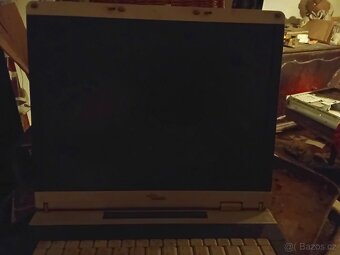 Prodám notebook HP a Fujitsu (NALEZOVY STAV) - 2