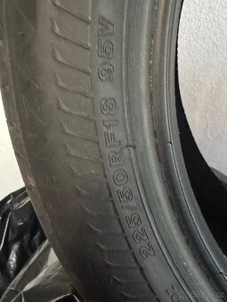 Letni pneu Bridgestone Alenza 001 225/50 RF 18 - 2