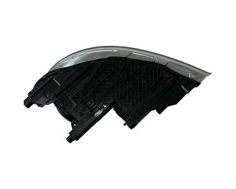 Pravé přední světlo halogen 1Z1941016F Škoda Octavia 2 FL 11 - 2