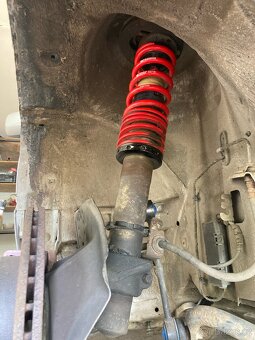 MTS Technik přední výškově stavitelný podvozek - 2