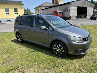 Volkswagen Touran 1.6TDi DSG - 2