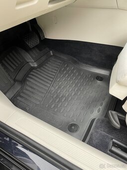 Gumové autokoberce VW Passat B8 - 2
