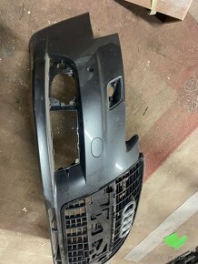 Audi A6 přední nárazník - 2