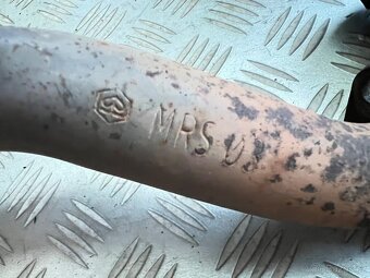 Koleno výfuku Piaggio X9 180 amalfi - 2