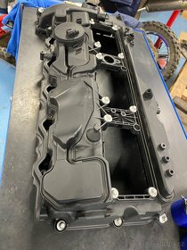 Ventilové víko Bmw N55 - 2