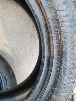Prodám zimní pneu 235/50r18 - 2
