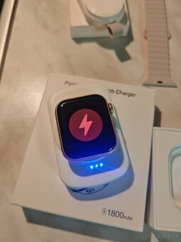 Apple Watch SE 40mm Gold cellular + pasky + powerbanka - 2