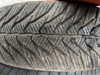 Zimní pneu 15" - 2