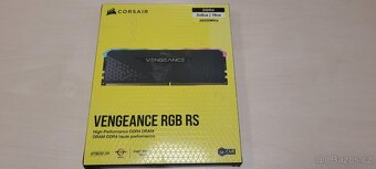 Operační paměť Corsair Vengeance RGB Pro - 2