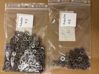 Prodám PÉROVKY, PODLOŽKY, MATICE - 2