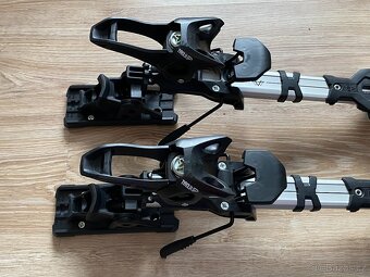 Skialp. Úplně NOVÉ stoupací vázání s přepínáním chůze/sjezd. - 2