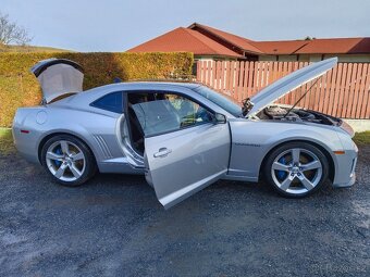 Camaro SS 6,2 V8  298kw - 2