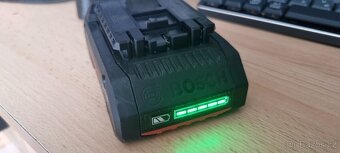 Akumulátor Bosch 18V 4Ah ProCore - 2