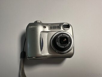 Nikon Coolpix 3100 Retro - 2