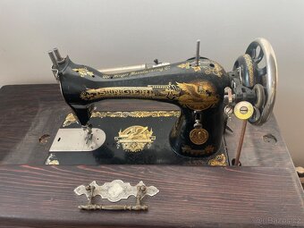 Šicí stroj Singer funkční - 2