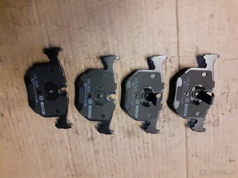 zadní brzdové destičky BMW 3 - 2