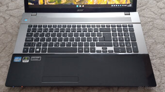 Acer Aspire V3-731G 17" displej - 2