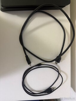 Prodám PlayStation 4 Slim + 5 her (RDR 2, Spyro...) - Top st - 2