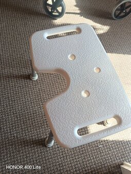 Sedátko do vany/sprchy - 2