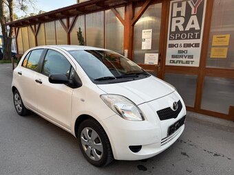 Toyota Yaris 1,0i - 2